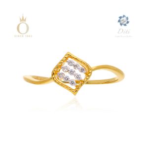 DIAMOND LADIES FANCY RING