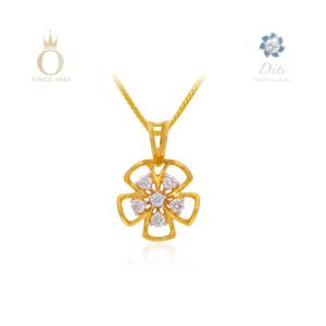 Daisy Bloom Diamond Pendant-Yellow Gold-14