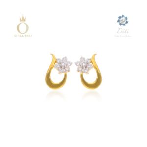 Flowery Trial Diamond Studs-Yellow Gold-18