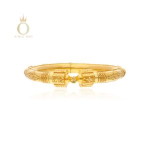 Classic Charm Gold Chur Bangle