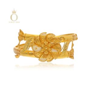 Floral Elegance Gold Chur Bangle