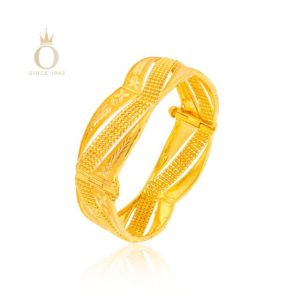 Classic Art Gold Chur Bangle