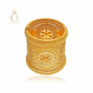 Ultimate Luxury Gold Chur Bangle