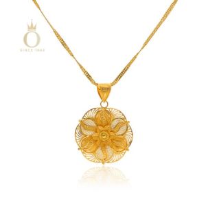 Windy Bloom Gold Pendant