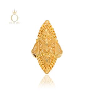 Serene Bloom Gold Boat Ring