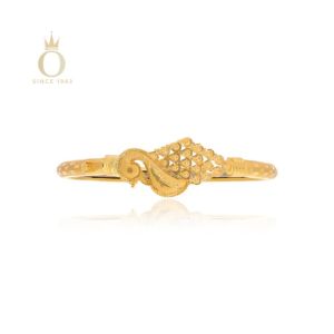 Elegant Peacock Gold Noa Bangle-Yellow Gold-22
