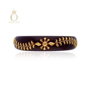 Dusky Appeal Gold Pola Bangle-Yellow Gold-22